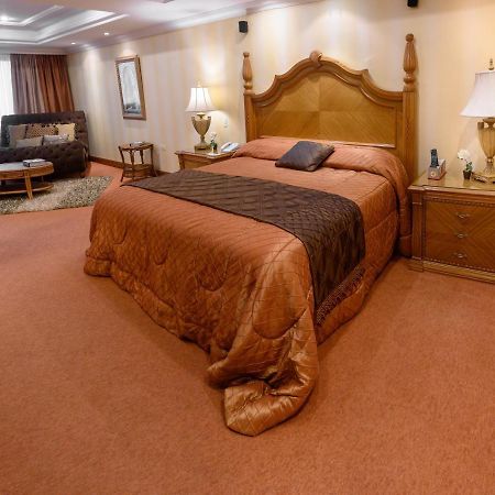 Granados Park Hotel Асунсьон Экстерьер фото