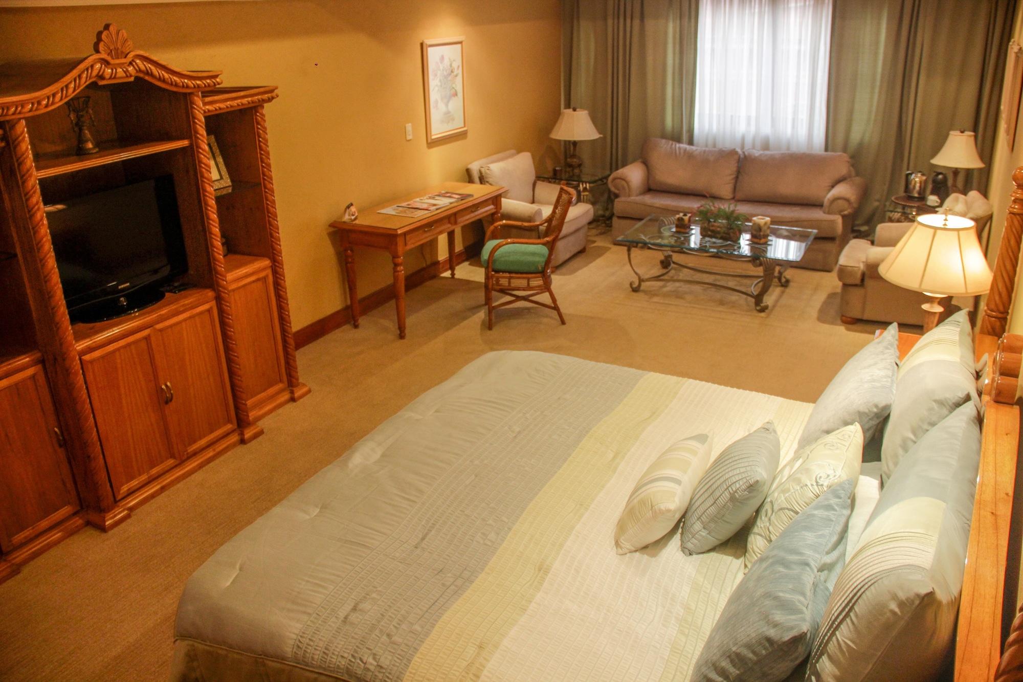 Granados Park Hotel Асунсьон Экстерьер фото