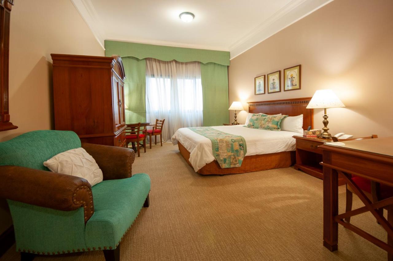 Granados Park Hotel Асунсьон Экстерьер фото