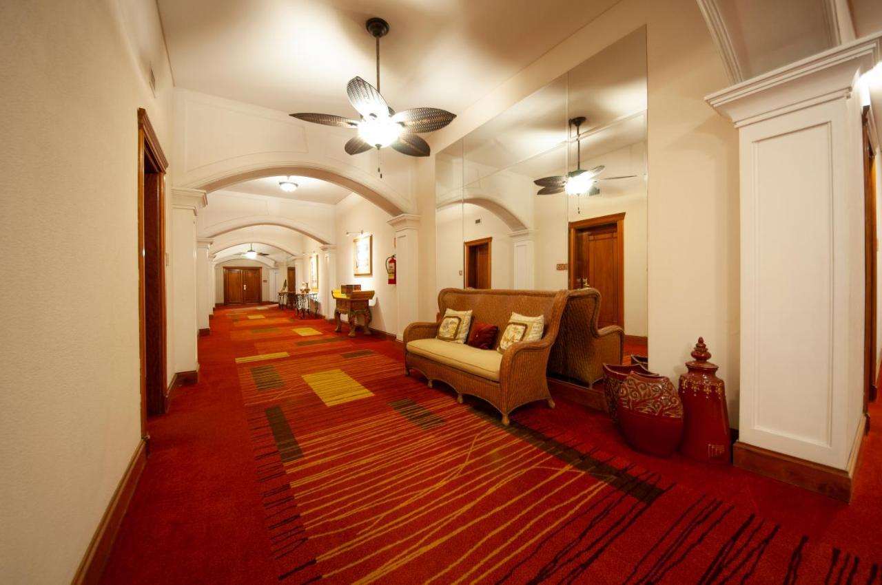 Granados Park Hotel Асунсьон Экстерьер фото