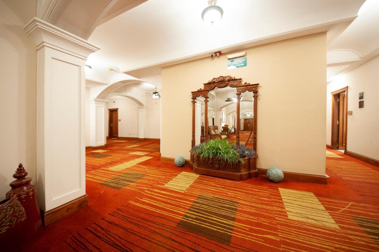 Granados Park Hotel Асунсьон Экстерьер фото