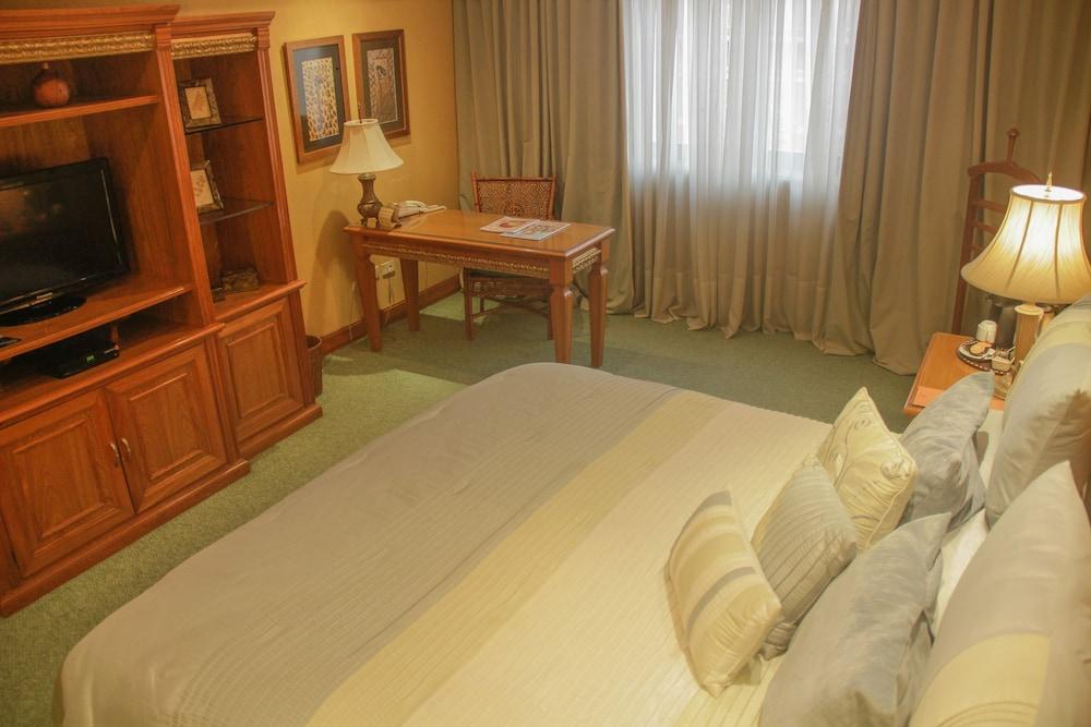 Granados Park Hotel Асунсьон Экстерьер фото